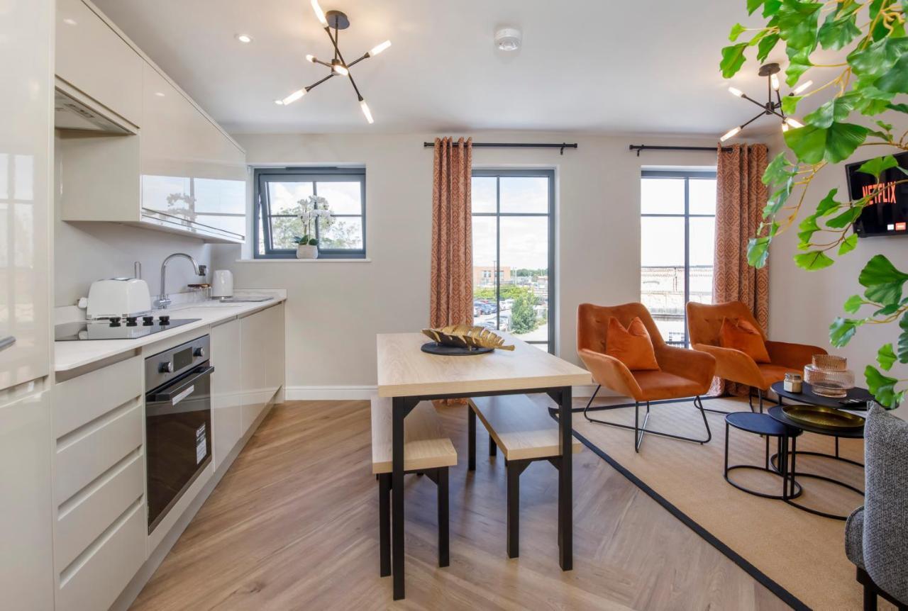 Crescent Court Modern And Luxurious Apartments York Luaran gambar